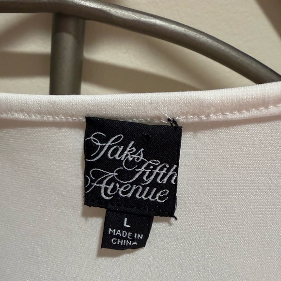 Saks Fifth Avenue White Scoop Neck Tank Top Ruched Sides Size L - Picture 2 of 4